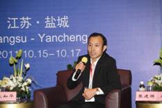 论坛一:提高企业核心竞争力的途径 IMG_3772.jpg